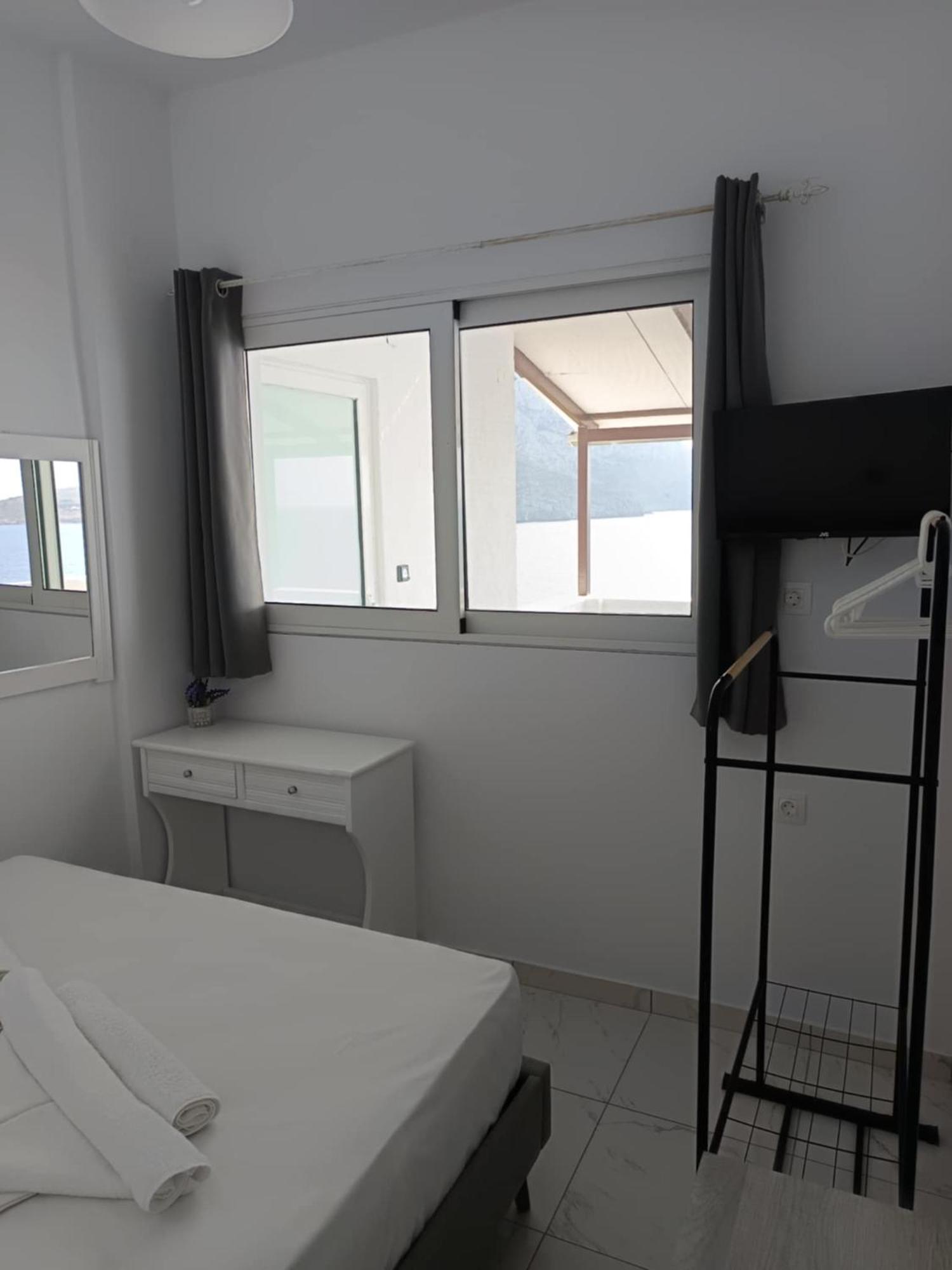 Kalymnos Platy Gialos Mousellis Makis Apartments Panormos  Exterior photo